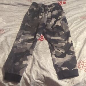 Nike Black and Gray Camouflage Sweatpants